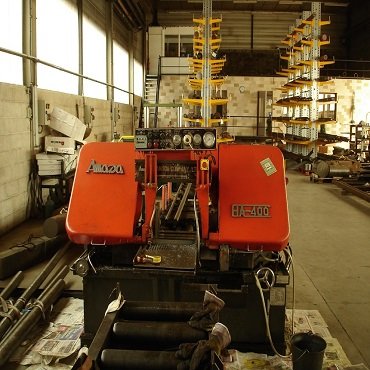 Amada 400 automatique